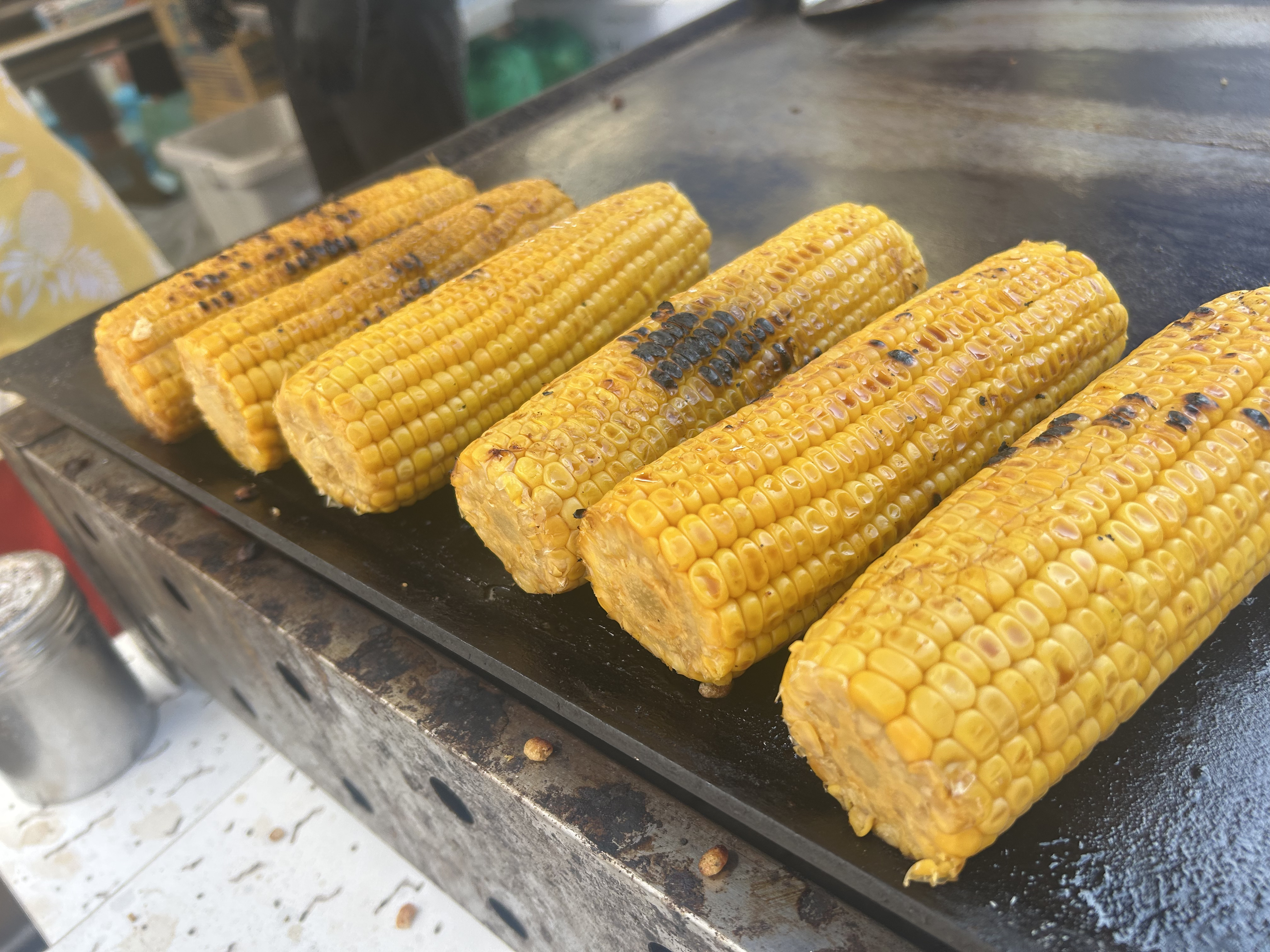焼きとうもろこし